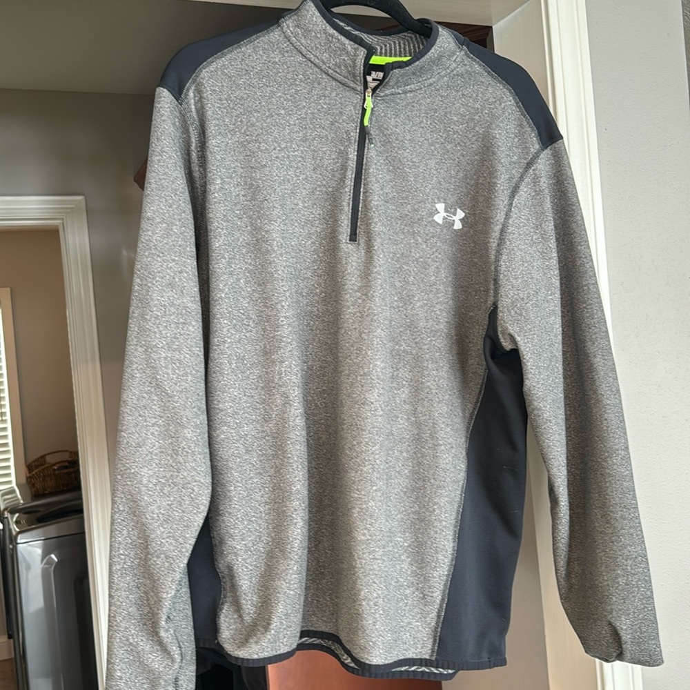 New 1/4 zip Under Armour